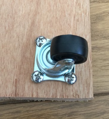 20160202_142148_自作PCキャスター台